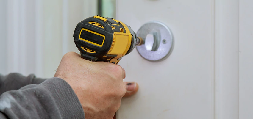 Street Locksmith For Smart Lock Repair in Park Ridge